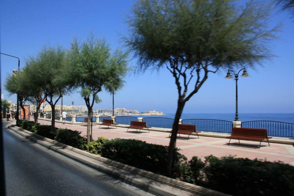 Contemporary, Luxury Apartment With Valletta And Harbour Views สลีมา ภายนอก รูปภาพ
