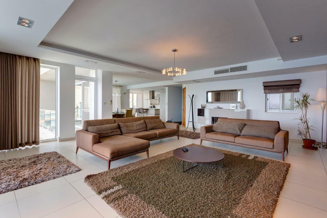 Contemporary, Luxury Apartment With Valletta And Harbour Views สลีมา ภายนอก รูปภาพ